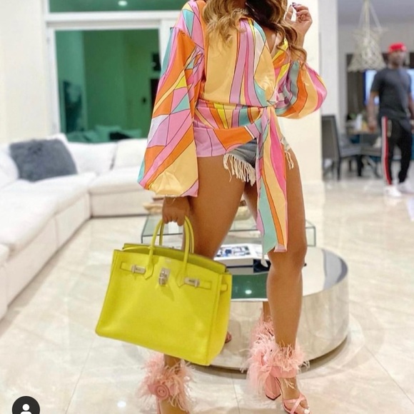 Pink Elephant The Shirt from the 88 Collection - Picture 1 of 7